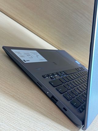 Asus VivoBook 14 i3 / 8Gb / 256Gb