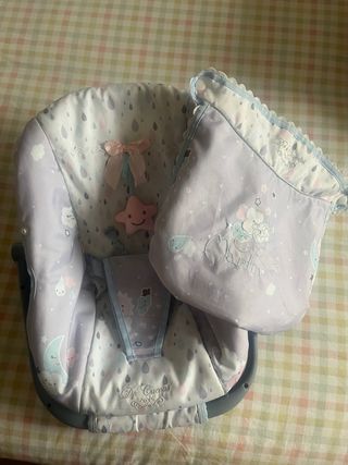 Cuco para muñecas De Cuevas Toys