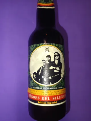 Lote 4 botellas Ambar 1900 Héroes del Silencio