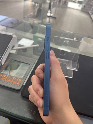 iPhone 13 128GB Azul