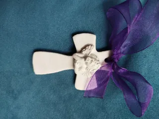 Cruces de arcilla MAMA con lazo