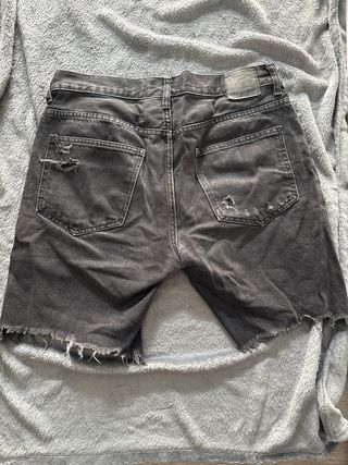 Pantalón tejano desgastado hombre