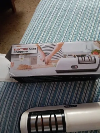Afilador Eléctrico de Cuchillos a batería