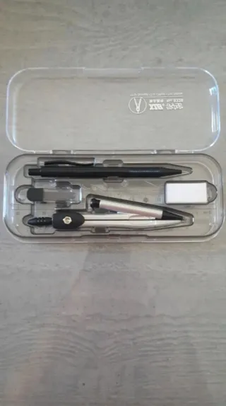 Kit Compasso e Disegno Geometrico