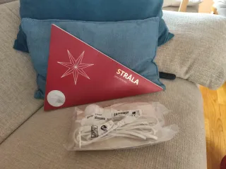 Lámpara STRÅLA IKEA de papel