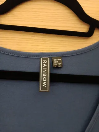 Abito estivo incrociato con frange