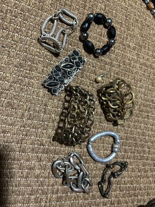 Lote Pulseras y Collares Varios