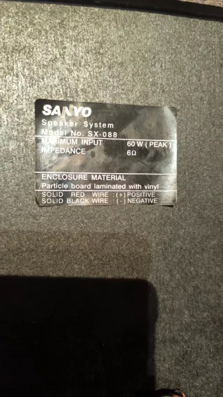 Pareja Altavoces Sanyo SX-088