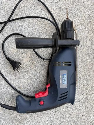 Taladro percutor Alpha Tools BIM 1000 E