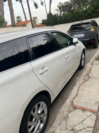Oportunidad!! Toyota Auris 2016