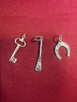 Lote 3 Colgantes Plata: Llave, Escoba, Herradura