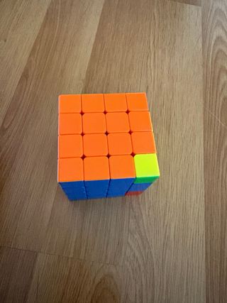 Cubo Rubik 4x4