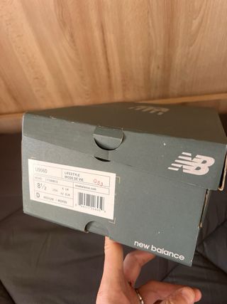 New Balance 9060 Grigio/Bianco Taglia 42 nuove