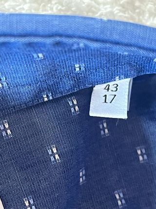 Camisa Calvin Klein azul estampado Talla 43