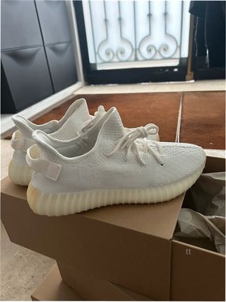 Adidas Yeezy Boost 350 V2 Cream Talla 40.5