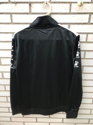 Chaqueta deportiva Kelme
