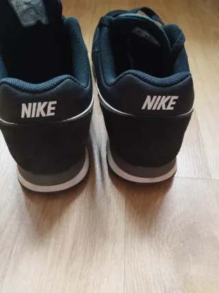 Zapatillas Nike MD Runner 2 Negras
