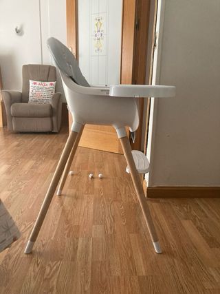 Trona convertible en silla infantil