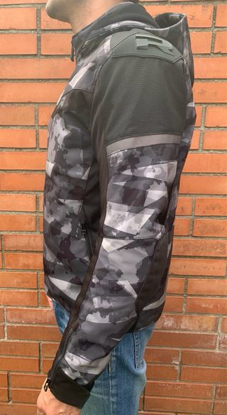 Chaqueta Richa Stealth Talla M/L