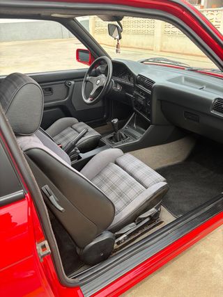 BMW Serie 3 e30 318IS