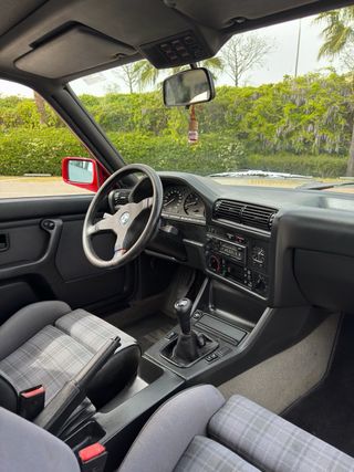 BMW Serie 3 e30 318IS