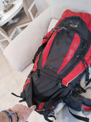 Mochila Salewa Roja y Negra