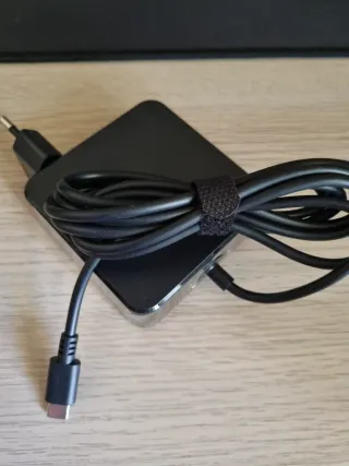 Caricabatterie USB C per Microsoft Surface