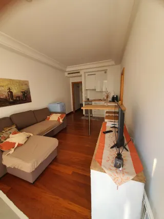 Alquilo piso en Coruña mes de julio