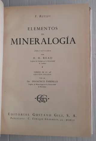 Elementos de mineralogia (1952)