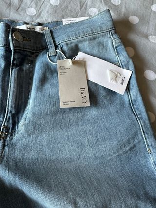 Pantalón pirata Mango azul