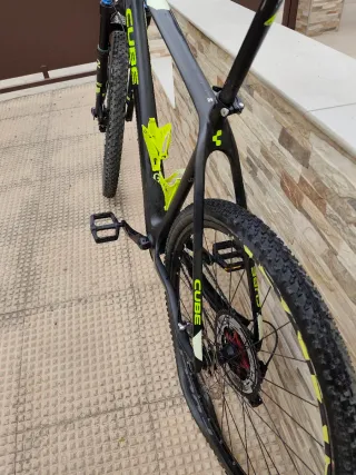 Bicicleta Cube Rígida 29 talla xl