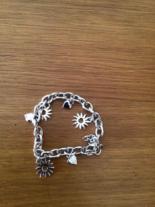 Braccialetto con ciondoli sole e cuore