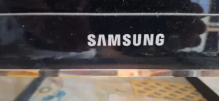 Televisión Samsung Negra 32