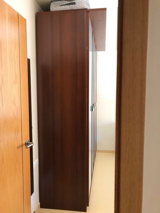 Armario modular madera y cristal