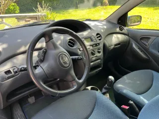 Toyota Yaris 2004