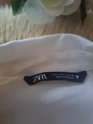 Camisa Zara Satinada Corte Clásico.