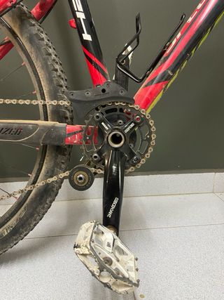 Specialized Rockhopper MTB Roja