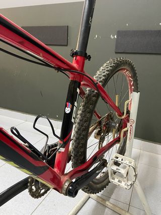 Specialized Rockhopper MTB Roja