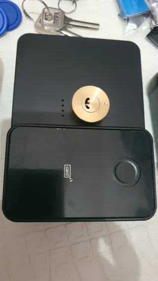 Automatic keypad door lock double side fingerprint