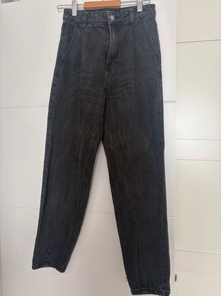 Pantalón Stradivarius