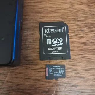 Nintendo DSi Nera con scheda sd