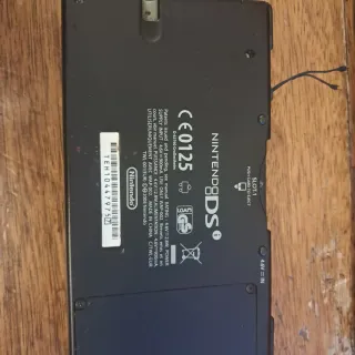 Nintendo DSi Nera con scheda sd