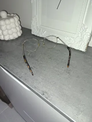 Gafas de metal doradas graduadas