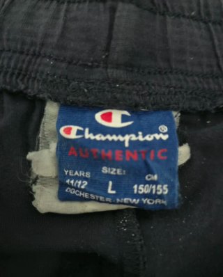 Pantaloncini Champion Blu Navy con Numero 19
