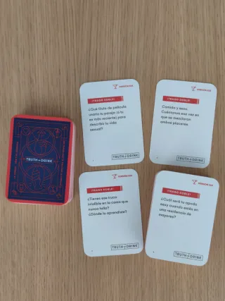 Juego de mesa Truth or Drink (Español)