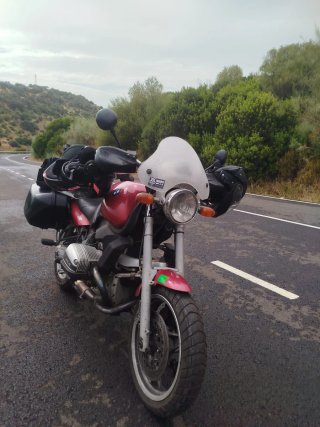 BMW R1100R Roja y Plateada