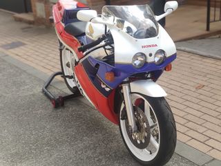 HONDA NC30 1994