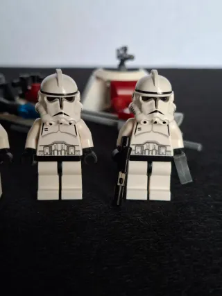 Lego Star Wars 7655 Clone Troopers Battle Pack (2)