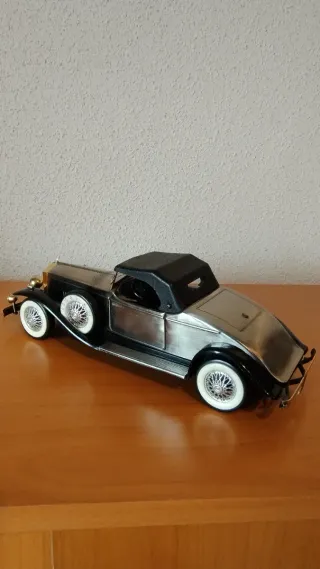 Antiguo Coche-Radio Rolls Royce (1970s)