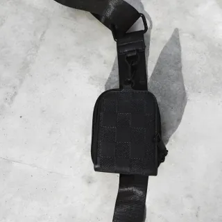 Riñonera o Bolso Louis Vuitton Negra
